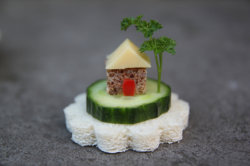 cute-food-tiny-house1.jpg