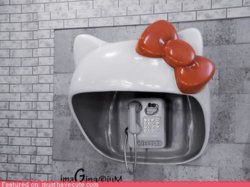 cute-kawaii-stuff-hello-kitty-phone-booth1.jpg